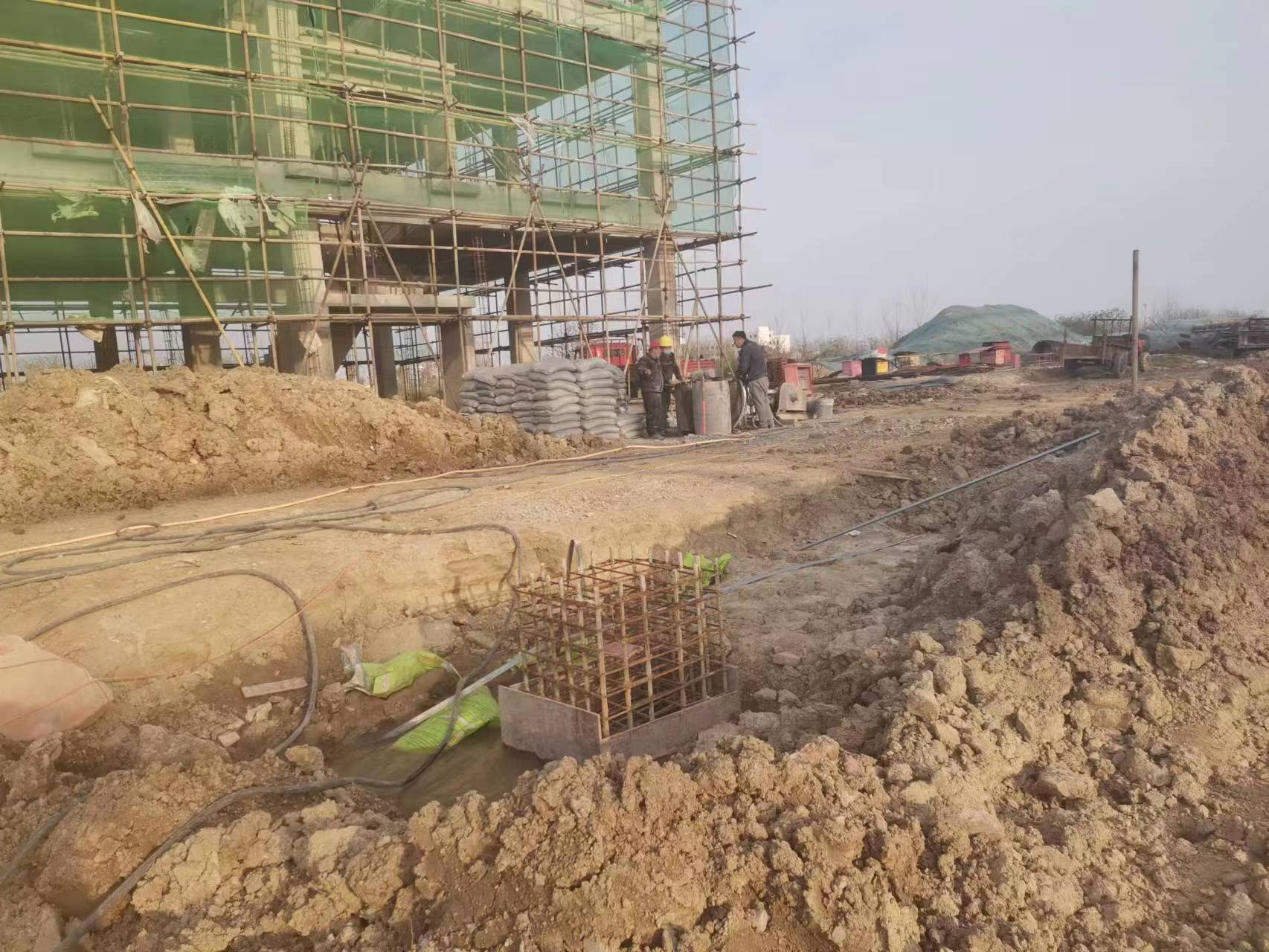 安次当桥梁出现裂缝的时候应该及时加固修补